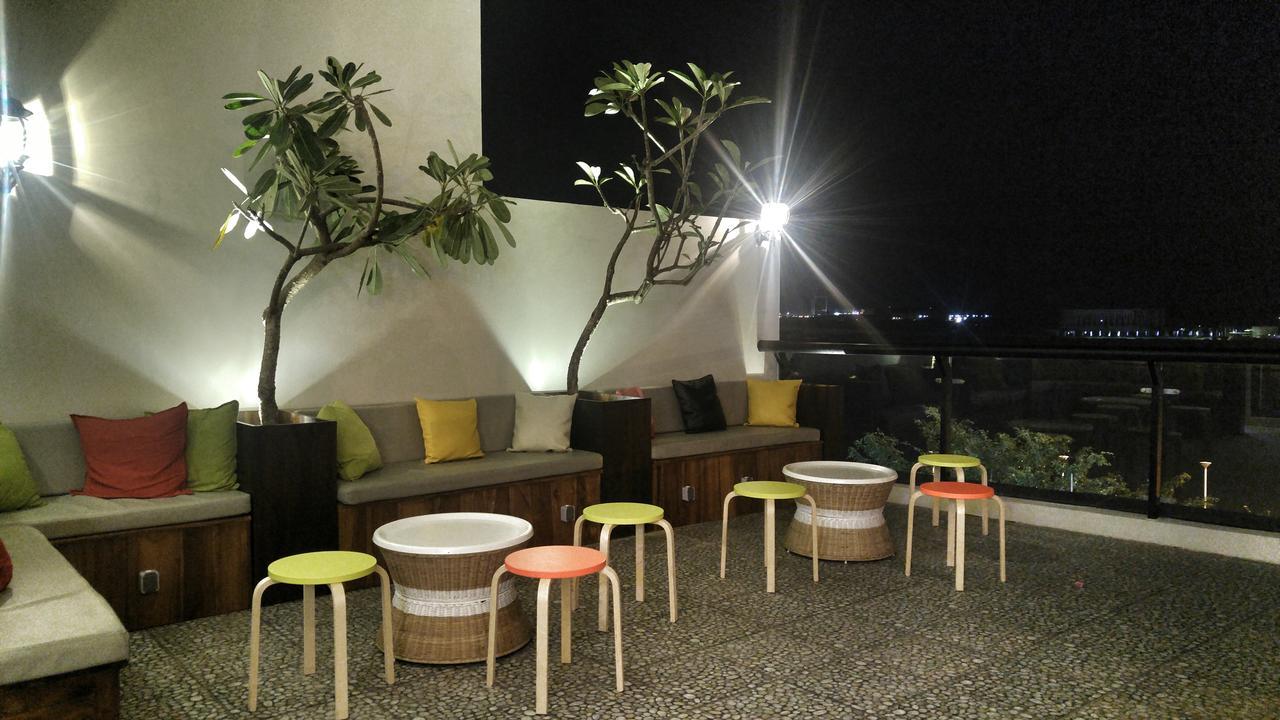 พีโอดี เฮาส์ มากัสซาร์ Hostel มากาซาร์ ภายนอก รูปภาพ